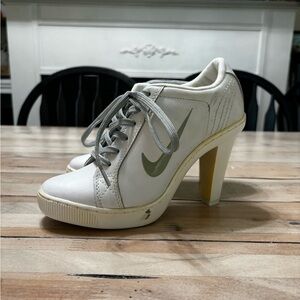 Nike SB Heel Sneaker